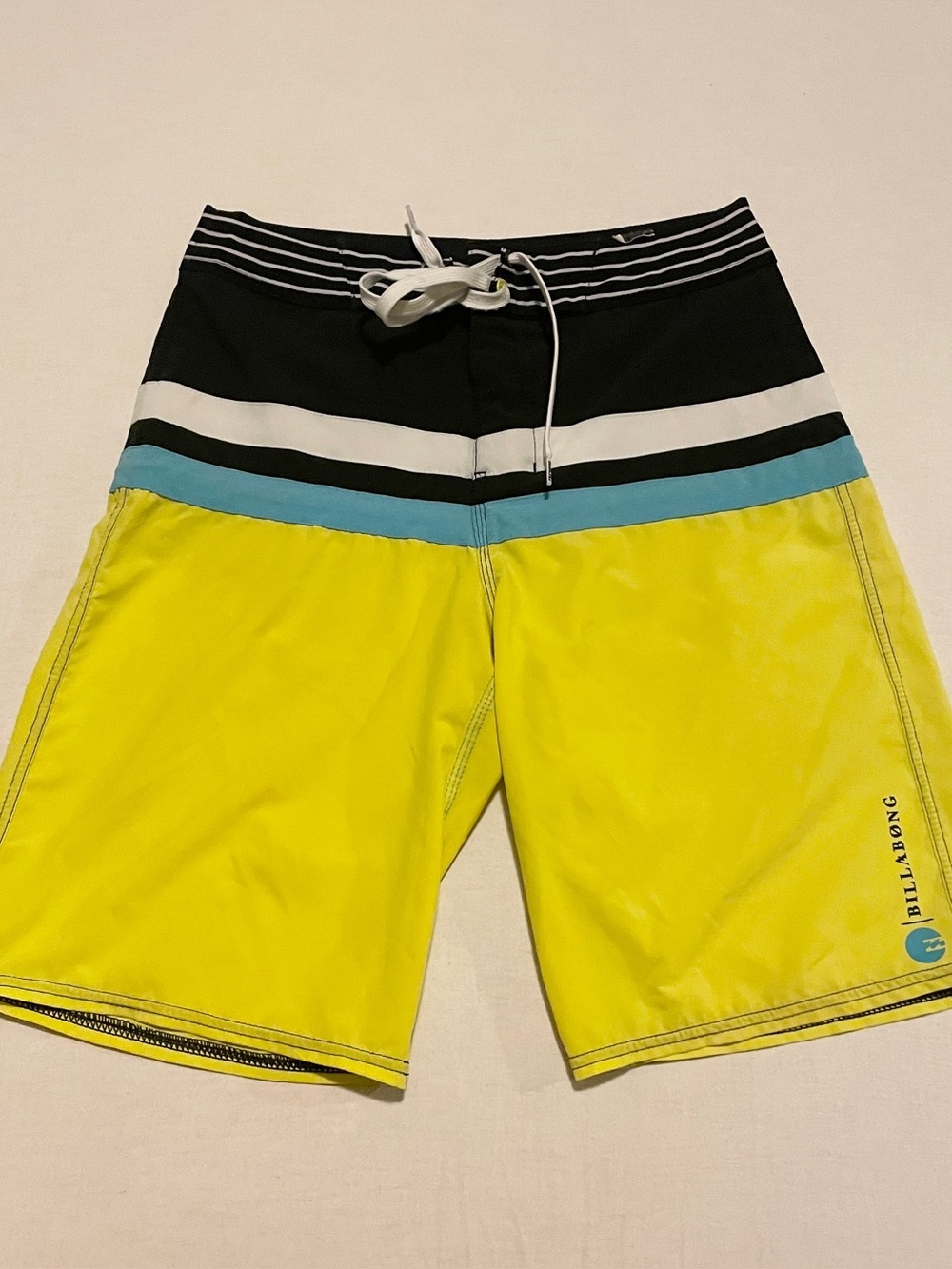 Billabong Platinum X PX2 Jack Freestone Board Shorts 28⁠